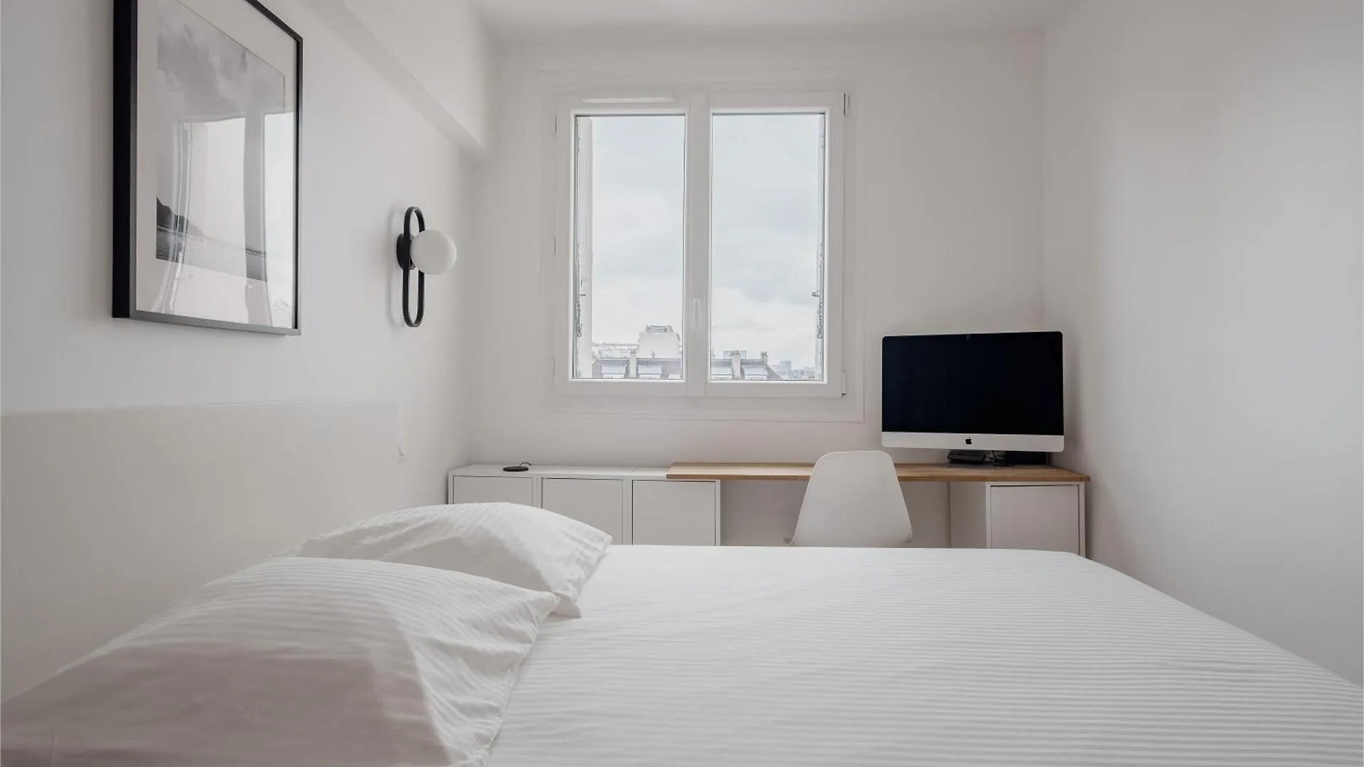 Veeve - Meticulously Minimalist Apartment Paris